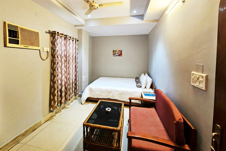 CLASSIC DOUBLE AC(1 ROOM)